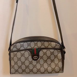 Gucci crossbody.